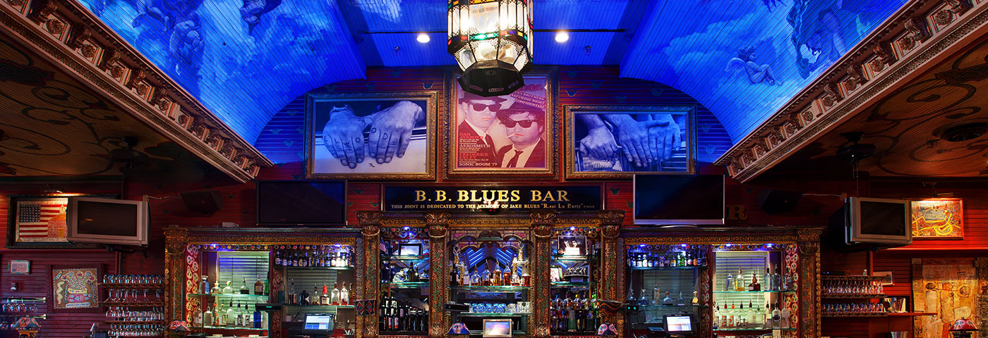 Program Details Get out for late night bites, happy hour & live blues music at blues kitchen this weekend! featuring ellie lee & blues fury this friday night and rj howson this saturday night starting at 10pm in the house of blues restaurant & bar. 🎸🍻gather your friends and book your table today at the link in our bio!
